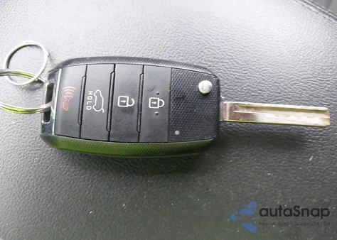 2020 Kia Sorento 2.4L Lx z USA, uszkodzony, nr VIN 5XYPG4A31LG667183